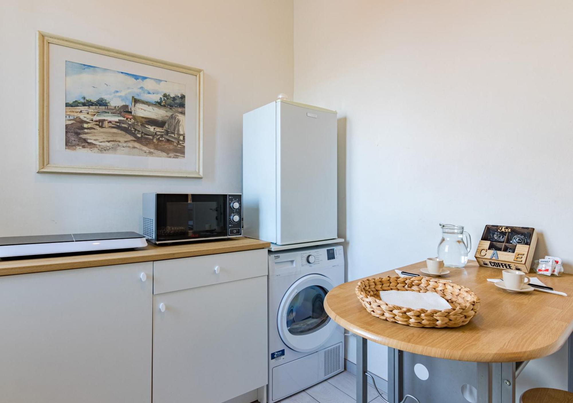 Casa Mya-Relax Al Porto, Wifi Veloce E Clima Apartamento Livorno Exterior foto